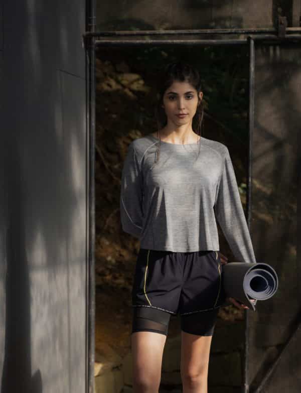 Dare to bare Long Sleeve Top